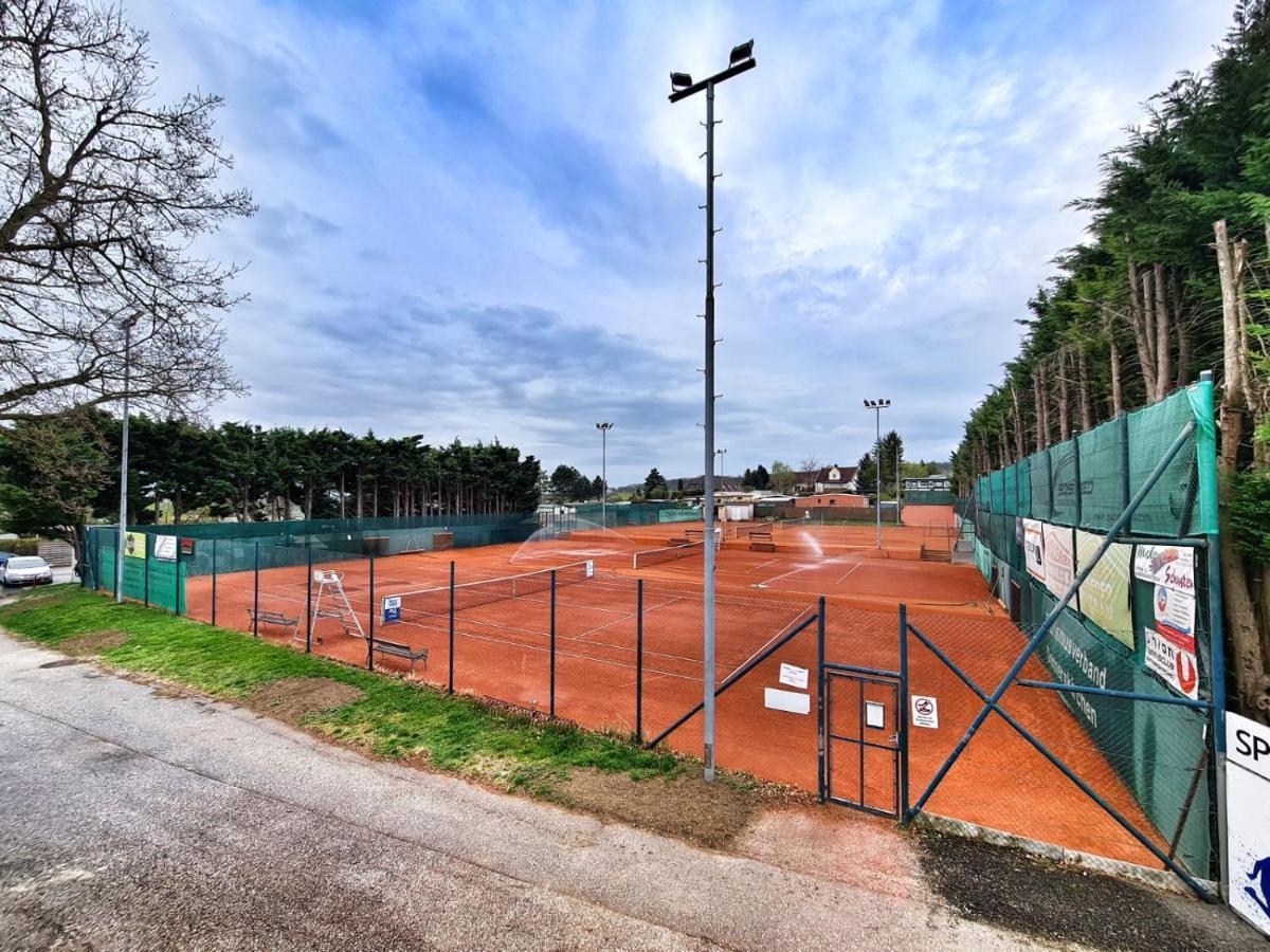 Haus Gardi Villa Donnerskirchen Exteriör bild